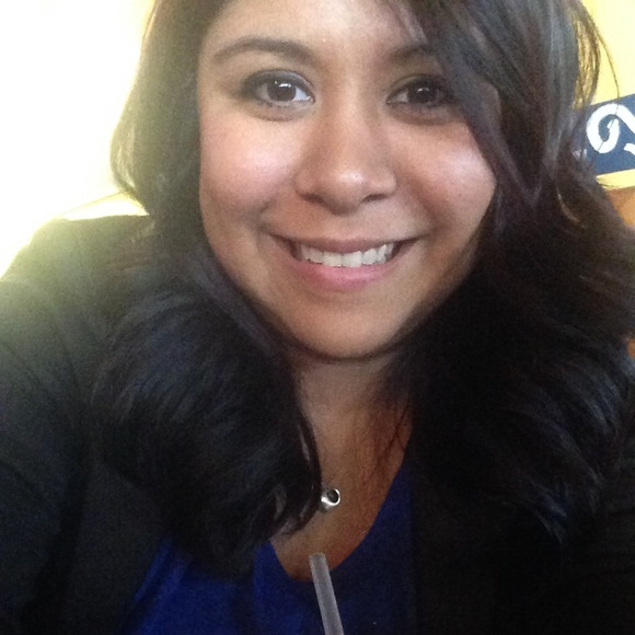 Profile Picture of Isabel Ramirez (@marisa_ramirez) on Poshmark