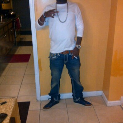 Profile Picture of JAMEL HALL (@BIGDEAL1008) on Twitter