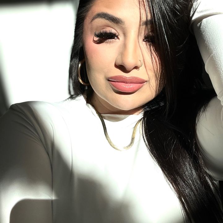 Profile Picture of   Nicolette Rivera... (@nicolettelifts) on Tiktok
