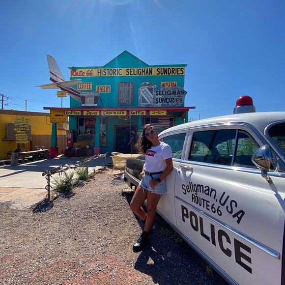 Profile Picture of Heloísa Debortoli (@hdebortoli) on Poshmark