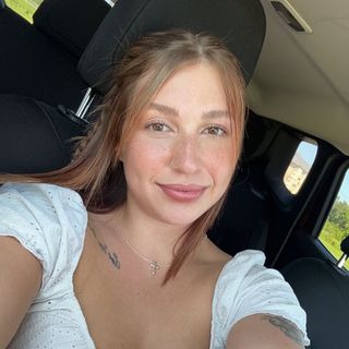 Profile Picture of Elizabeth Tuttle (@hairby.elizabeth) on Instagram