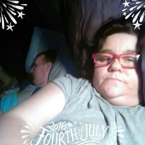 Profile Picture of Terri Dixon (@terridixon1970) on Poshmark