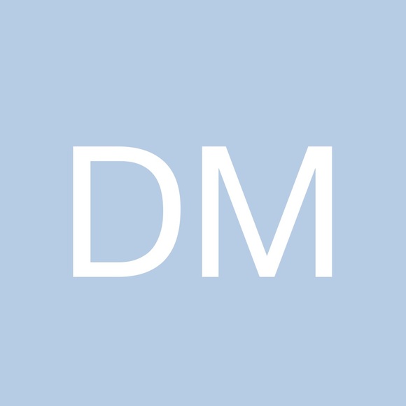 Profile Picture of Dani Marsh (@dani_marsh) on Poshmark
