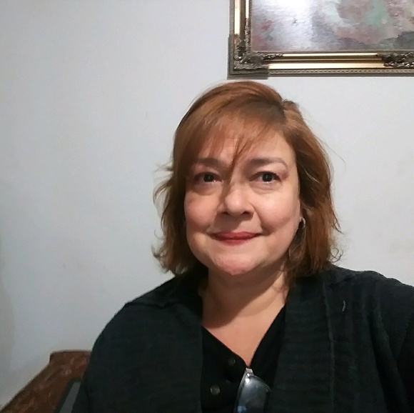 Profile Picture of Alida Marmolejos (@alidamarmolejos) on Poshmark