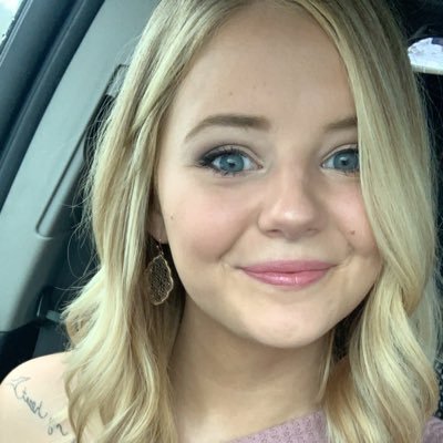 Profile Picture of Caarlyspaarks (@carly_jo_sparks) on Twitter