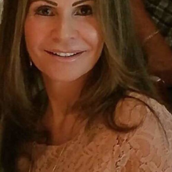 Profile Picture of Donna Lapointe (@dclapointe) on Poshmark