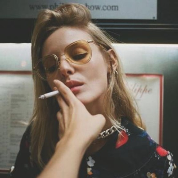 Profile Picture of Mackenzie Coburn (@9uqypj67f25) on Poshmark