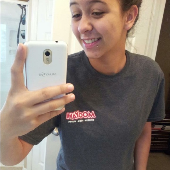 Profile Picture of Tara Erdo (@taraerdo23) on Poshmark