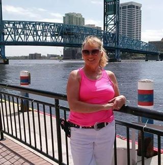 Deborah Mcalonan - Facebook Profile Picture of Deborah Mcalonan (@deborah.mcalonan.52) on Facebook