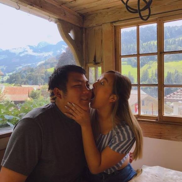 Profile Picture of Cheng Xiong (@chengxiong2015) on Poshmark