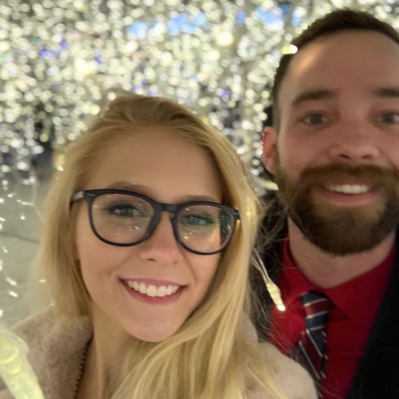 Profile Picture of David Morrison (@davidmorriso992) on Poshmark