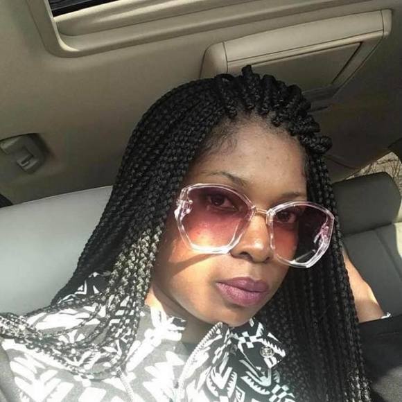 Profile Picture of Tiffanie Tutwiler (@ttutwiler) on Poshmark