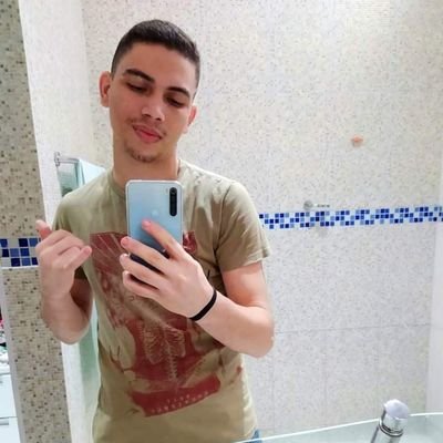 Profile Picture of Frank Aguiar (@FrankAg16168109) on Twitter