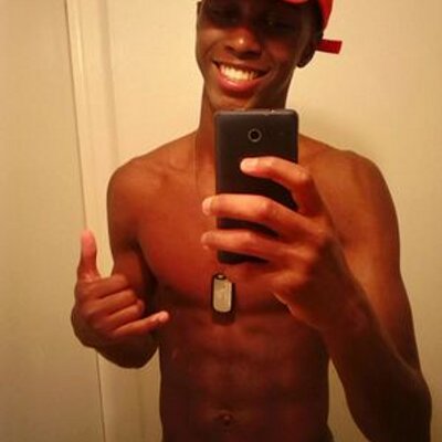 Profile Picture of Dark Bliss (@JunaydHoward) on Twitter