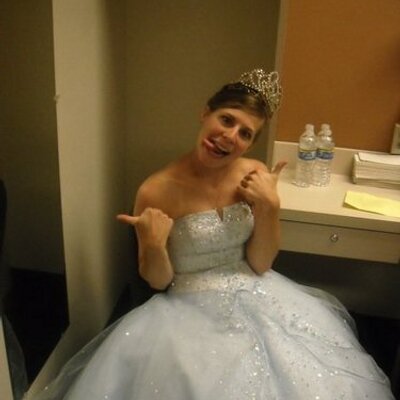 Profile Picture of Fake Emily McConkey (@FakeEmilyMcConk) on Twitter