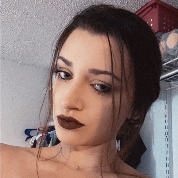 Profile Picture of Jackie Marquart (@jackie14594) on Poshmark