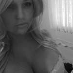 Profile Picture of Sidney Roubekas (@blueroachinferno) on Instagram