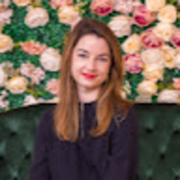 Profile Picture of Justina Sparling (@justinasparling) on Poshmark