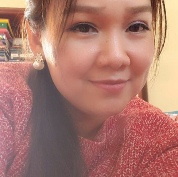 Profile Picture of Mộng thường Nguyễn (@mshoainam) on Poshmark