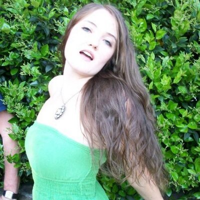 Profile Picture of Rachel Belcher (@SpiralEve) on Twitter