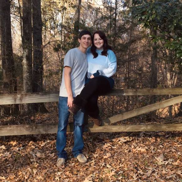 Morgan Saxon - Poshmark Profile Picture of Morgan Saxon (@morgansaxon11) on Poshmark