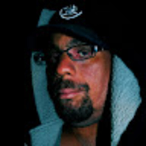 Profile Picture of Chris Foster (@chrisfoster1766) on Poshmark