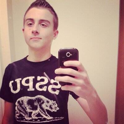 Profile Picture of Ethan Schafernak (@ESchafernak) on Twitter