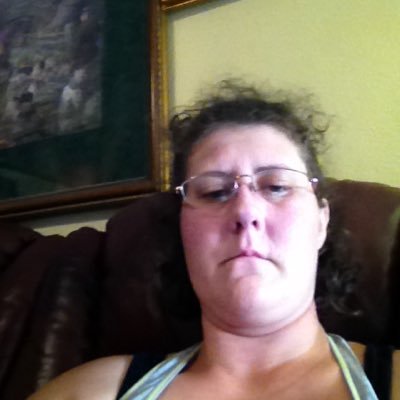 Profile Picture of Ann Louise Reuter (@annareuter2017) on Twitter