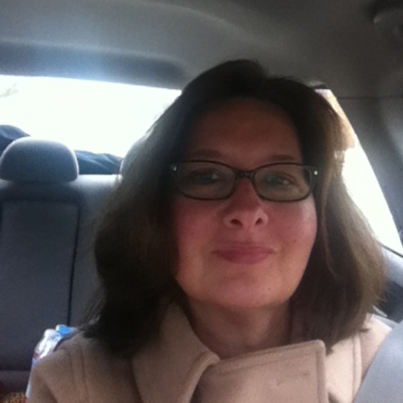 Profile Picture of Lynn Champion (@lynnchampion) on Poshmark