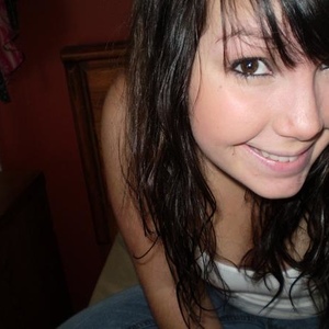 Profile Picture of Corey Lynch (@coreyjeanne) on Myspace