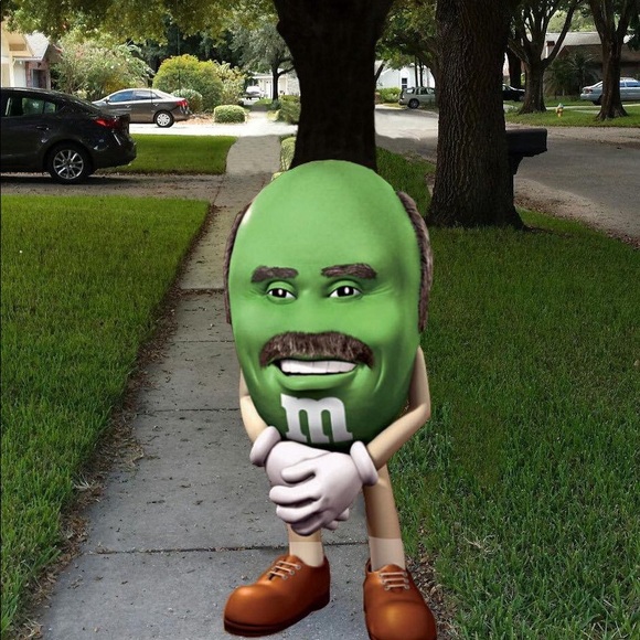 Profile Picture of Brandon Terrazas (@brxlfi) on Poshmark