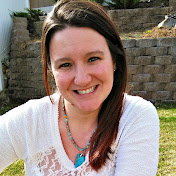 Profile Picture of Kate Greer (@flattsaholic) on Youtube