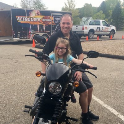 Profile Picture of Bruce Miner (@bruce_miner) on Twitter