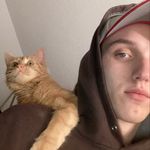 Profile Picture of Bitches Be Bonkers (@jeremy._.curtis) on Instagram