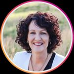 Profile Picture of Helen Harrison (@thehelenharrison) on Instagram