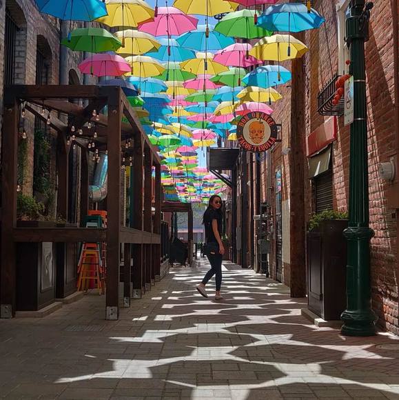 Profile Picture of Tam Ly (@tammyly1711) on Poshmark