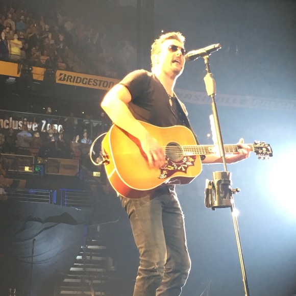 Profile Picture of Todd Allen (@wiz0411) on Poshmark