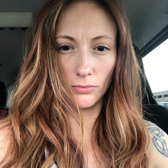 Profile Picture of Moireach Mckinzey (@moireach) on Poshmark