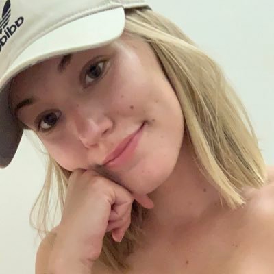 Profile Picture of Anna Lee Pyle (@Anna_lee_98) on Twitter