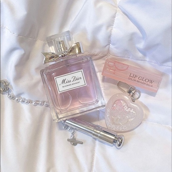 Profile Picture of Chloe Kim (@cloaruna06) on Poshmark