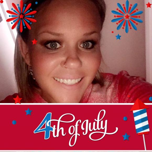 Profile Picture of Jheri Adams (@jheriadams) on Poshmark