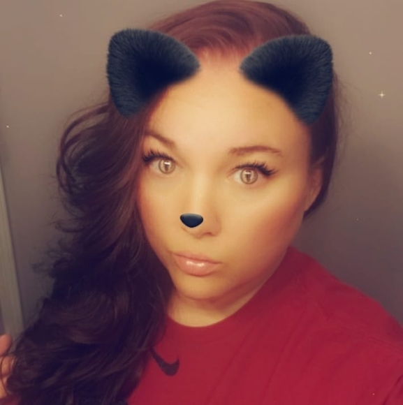 Profile Picture of Dawn Brown (@tink0779) on Poshmark