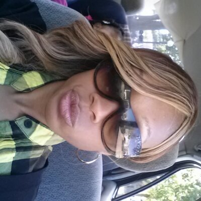 Profile Picture of Eboni Foster (@Ebunny815) on Twitter