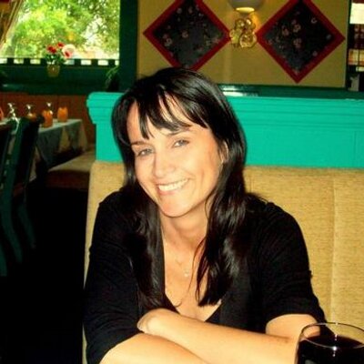 Profile Picture of Helen Ellis (@helenellis4) on Twitter