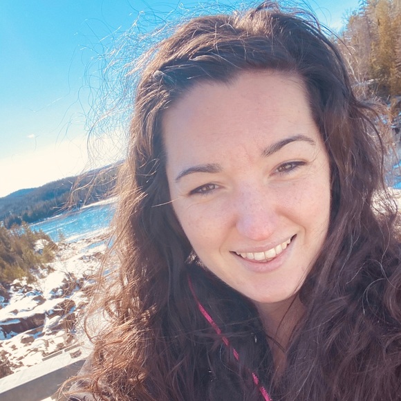 Profile Picture of Myriam Martin (@myriammartin) on Poshmark