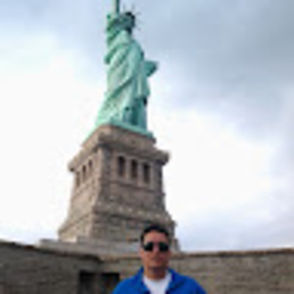 Profile Picture of Gianni1806 Gianni (@claussen3791) on Poshmark