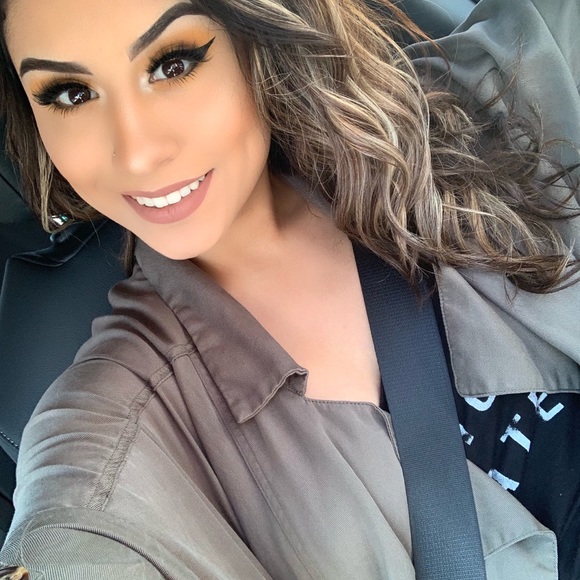 Profile Picture of Bianca Lopez (@yancaaa) on Poshmark