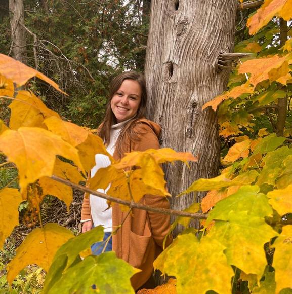 Mckenzie Kleinschmidt - Poshmark Profile Picture of Mckenzie Kleinschmidt (@kenziekle) on Poshmark