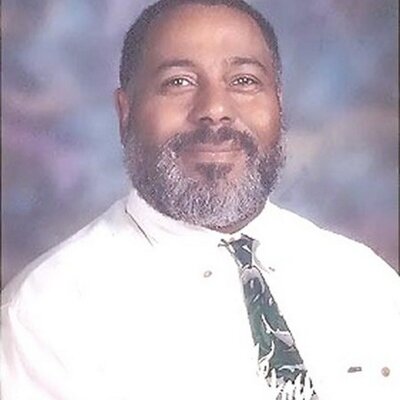 Profile Picture of Thomas Searles, Sr. (@DrewTasman) on Twitter