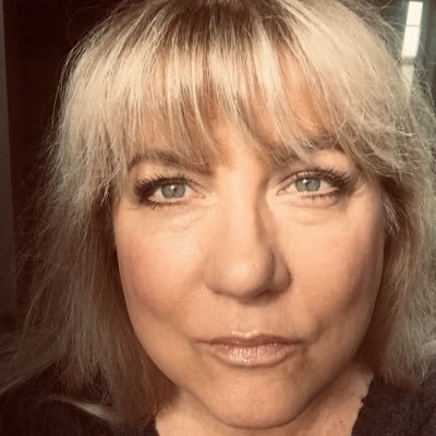 Profile Picture of Nancy Leaf (@NancyLeaf) on Twitter